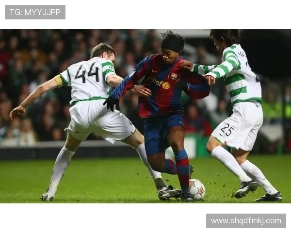 足球明星小罗身价揭秘他在全球足坛的影响力与商业价值分析