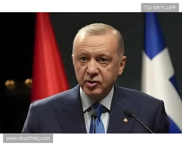 巴西足球明星慷慨捐款支持土耳其灾后重建展现人道关怀